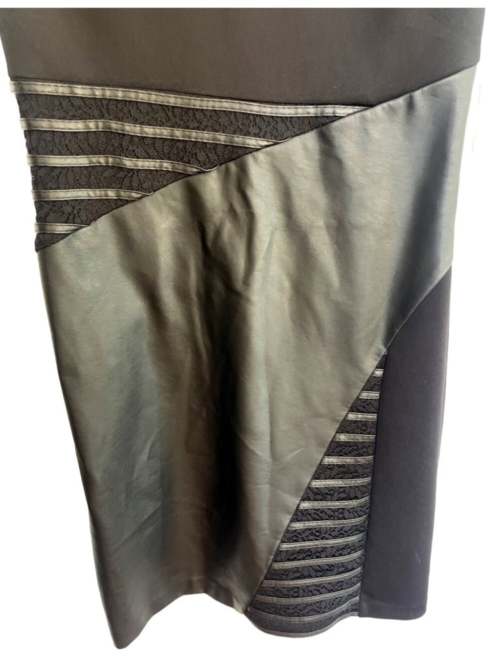 GUESS Black Faux Leather V-Neck Bodycon Dress Size 2 Stretch Mini Party Dress - Picture 4 of 12